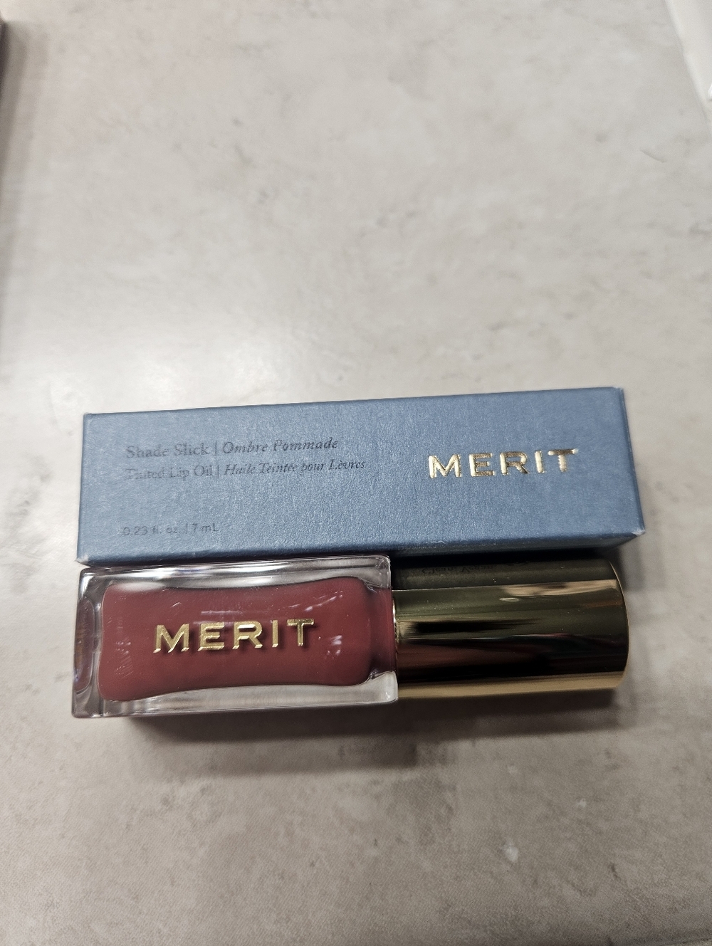 NWT Merit Shade Slick